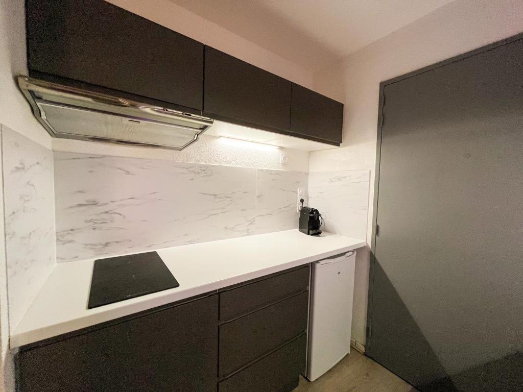 Suite Cobalt Villeurbanne Dış mekan fotoğraf